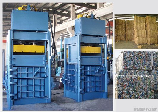 VERTICAL BALER WITH FOUR OPEN GATES