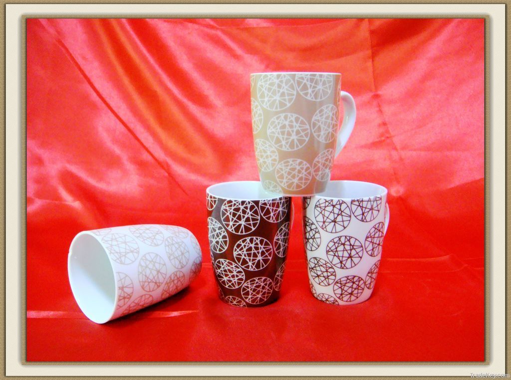 12oz ceramic tea mug with geometric design