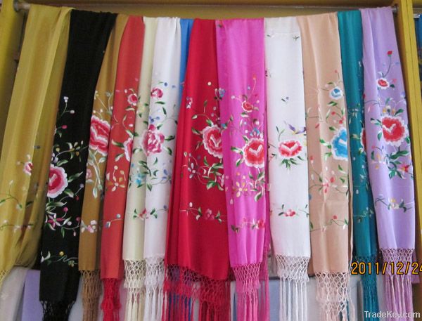Embroidery scarf