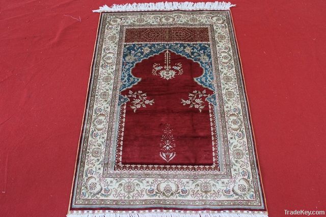 Hereke carpet