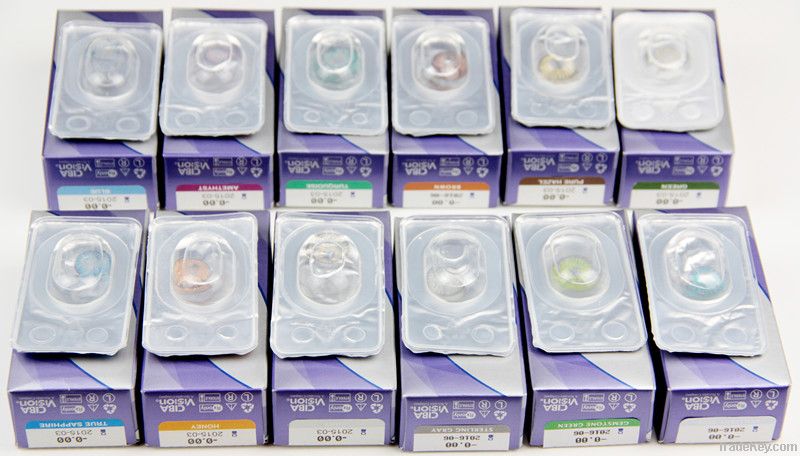 Freshlook contact lenses