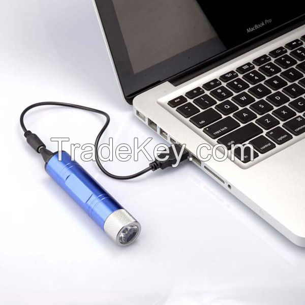 2000-2600mah li-ion battery power bank with LED torch 