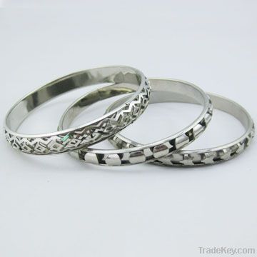 Bangles with Plating, Made of Metal, Customized Designs are Accepted