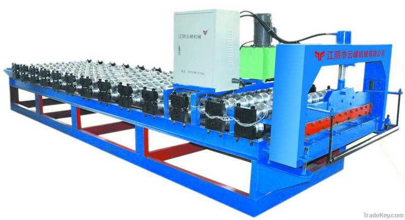 840 color steel tile roll forming machine