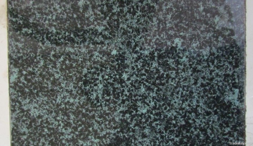 Precious stone - China  Green &gt;&gt; polished surface - green stone