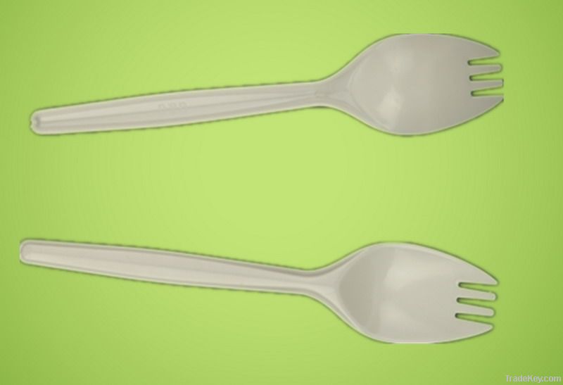 Disposable plastic ice cream spoon