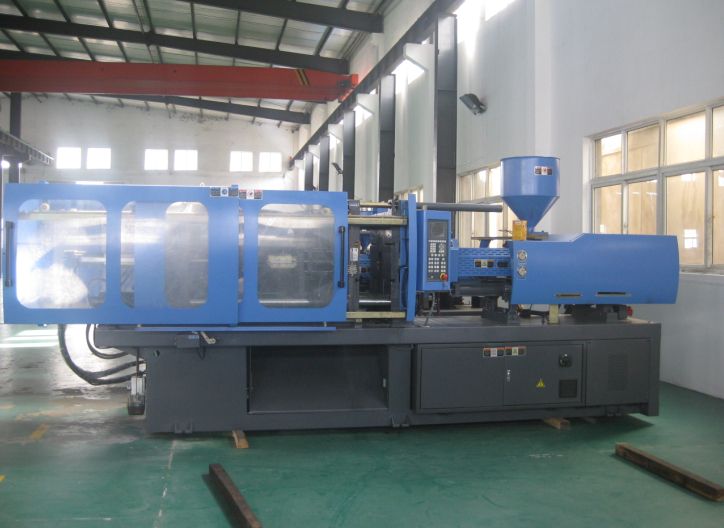 LTY-15000 servo plastic injection molding machine