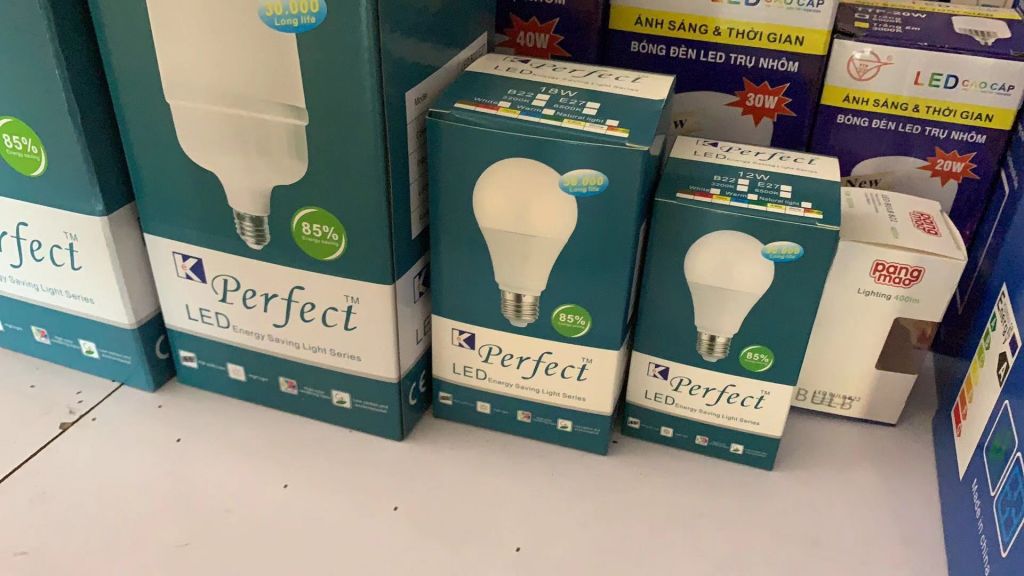 A-type LED bulb