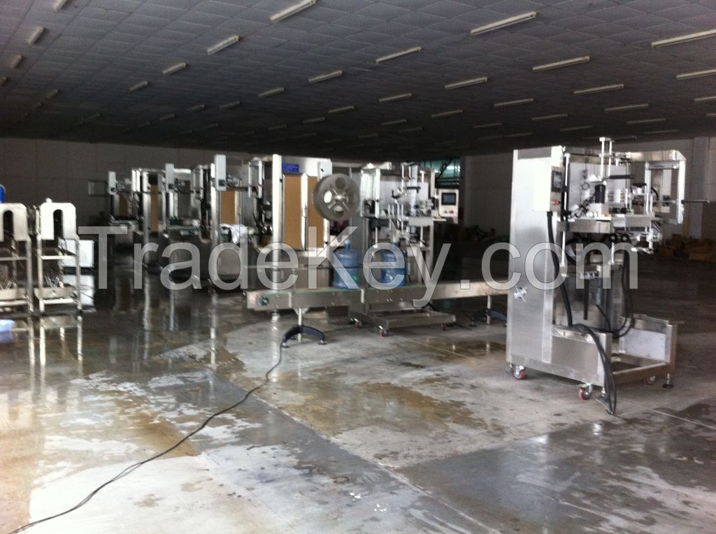 Automatic Sleeve Labeling Machine for Bottles