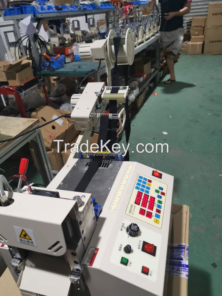 Ear Loop Belt Cutting Machine