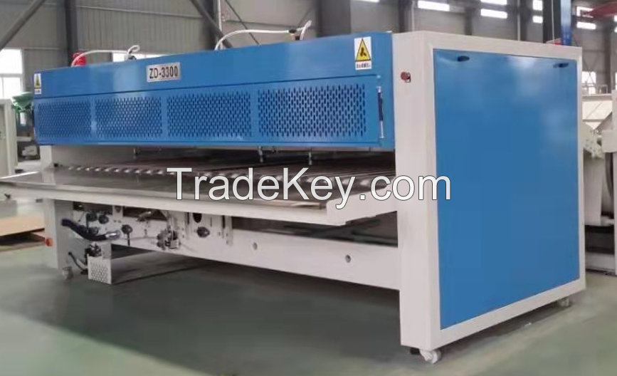 Sheet folding machine