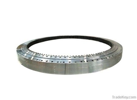 Three-row roller slewing ring