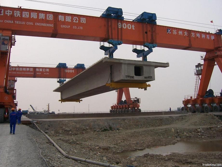 RUBBER TIRE GANTRY CRANE