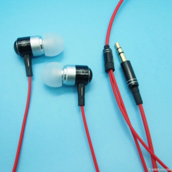 2012 fashion new metal earphone &amp;headphone