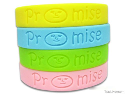 2012 cheap silicone wristbands