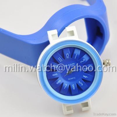 milin watch fashion silicone watch holiday promotion