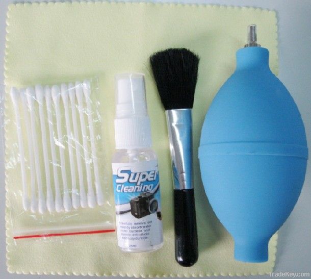 Camera cleaning kit