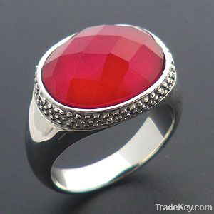 2012 fashion steel ring with a big red crystal