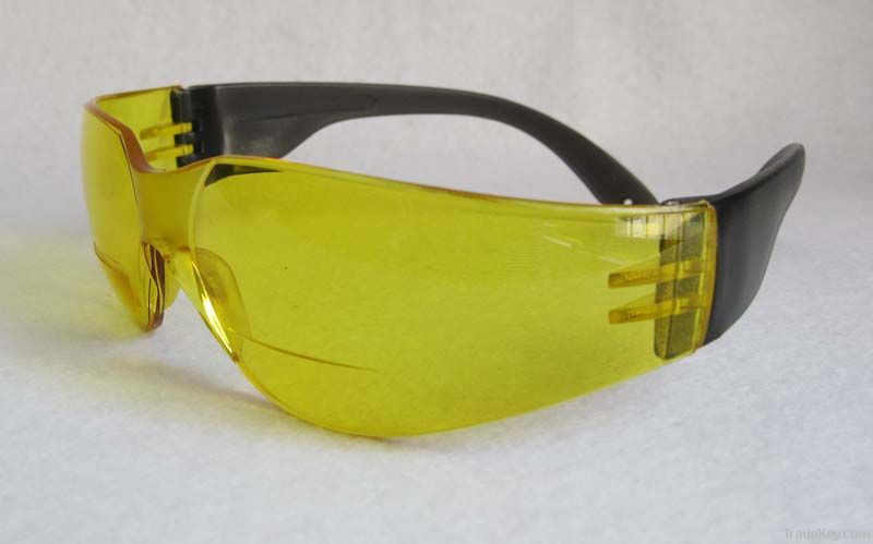 new style sfety goggles with UV400 protection  (samples charge free)