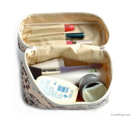 Lovely high-capacity contain bag/cosmetic bag/women bag