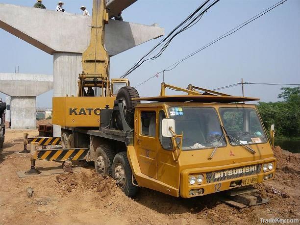 KATO NK500 truck crane