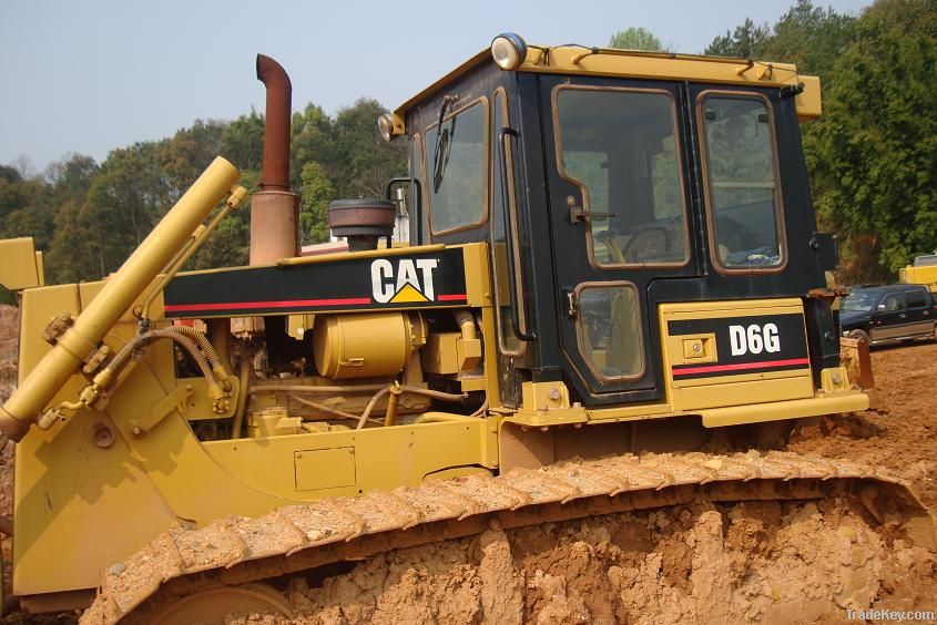 Caterpillar  D6G bulldozer