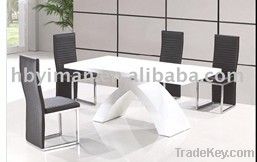 High gloss dining table