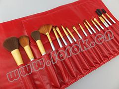 18pcs Makeup/Cosmestic Brush Set With Red Pouch CB05010