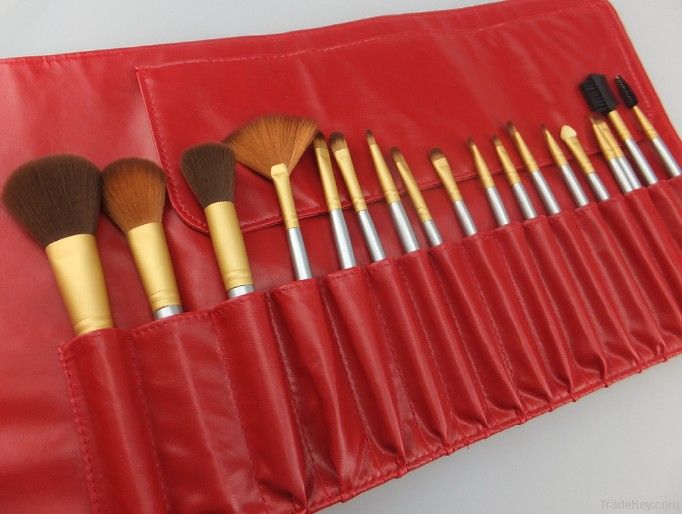 18pcs Makeup/Cosmestic Brush Set With Red Pouch CB05010