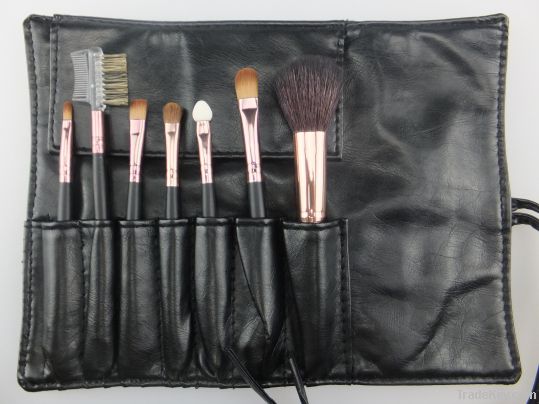 7pcs Processional Makeup/Cosmetic Brush Set With Black Small Case CB05016