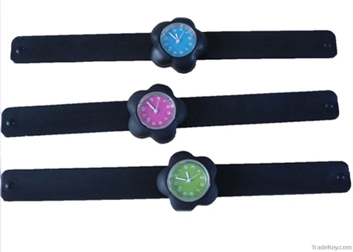 1 Atm Water Resistant Silicone Bracelet Slap Watch