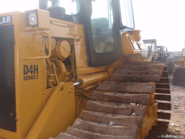 used CAT D4H bulldozer