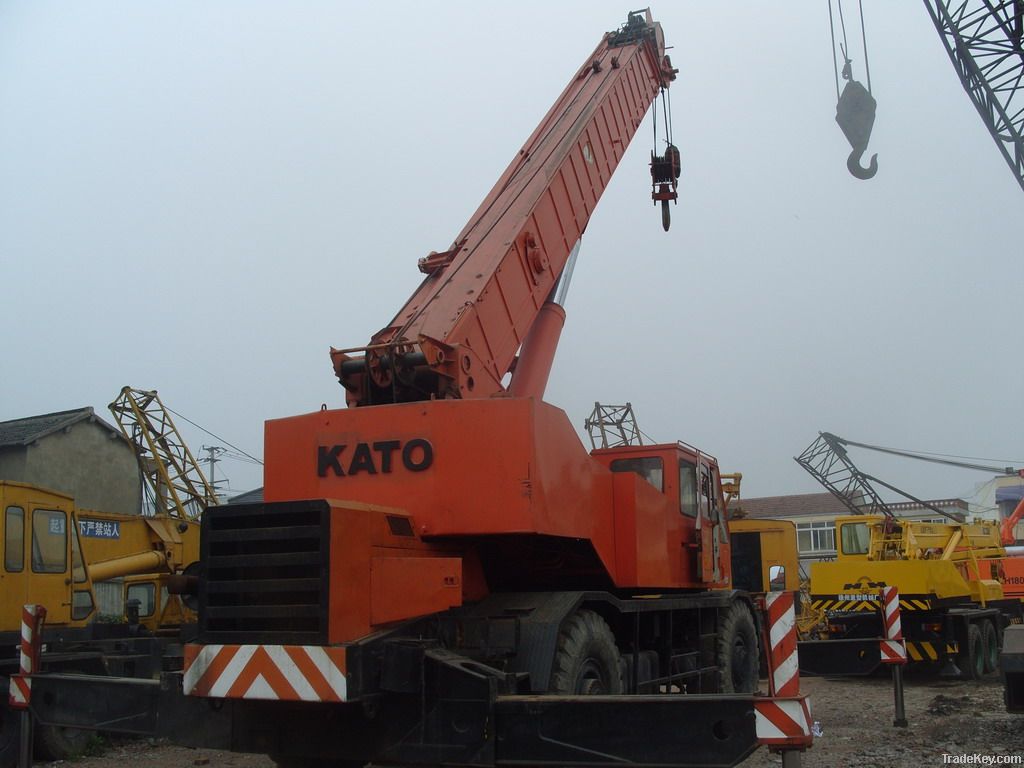 used kato 50t rough terrain crane