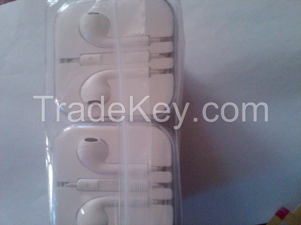 White Apple Style Earbud Earphones With Mic, Volume Control And Push To Talk