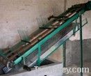 belt conveying machine for waste plastic
