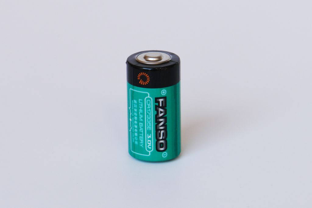 CR123A  LiMnO2 battery 3.0V