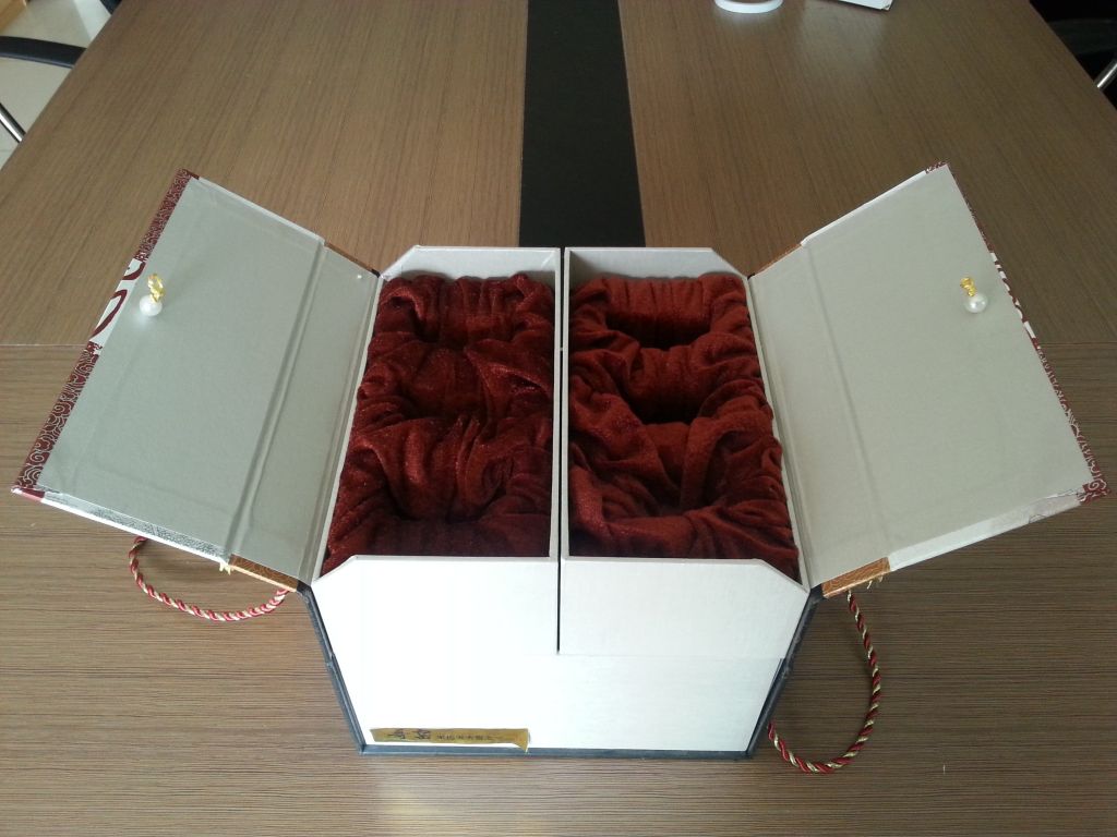 Foldable Cosmetic Box