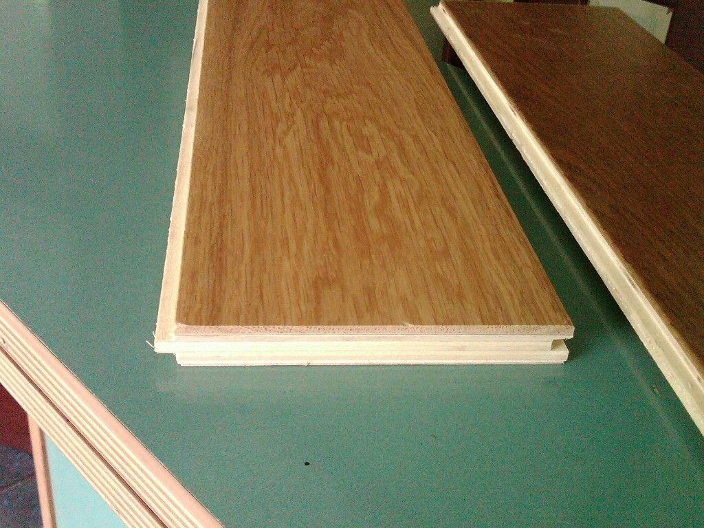 Wooden engineered flooring