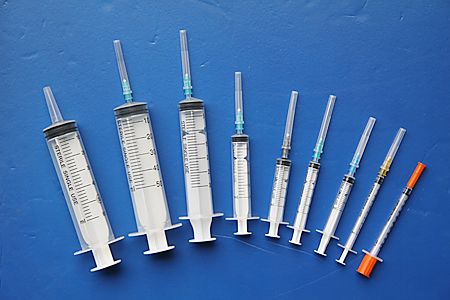 disposable syringe