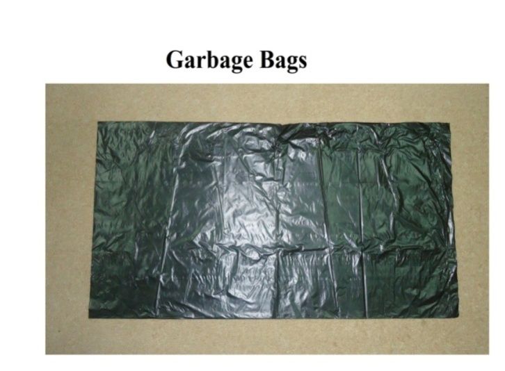 plastic trash blcak bags