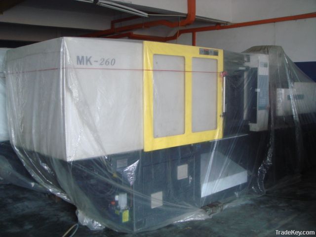 Plastic Injection Molding Machine