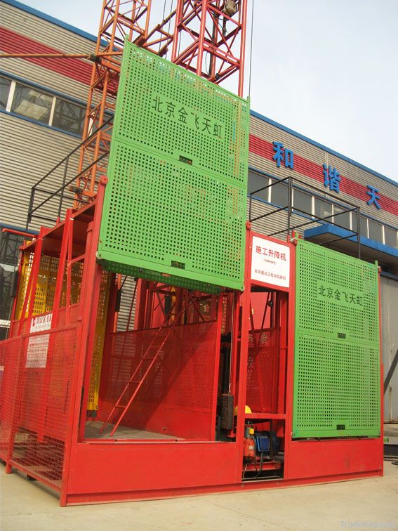 SS100/100 construction lift