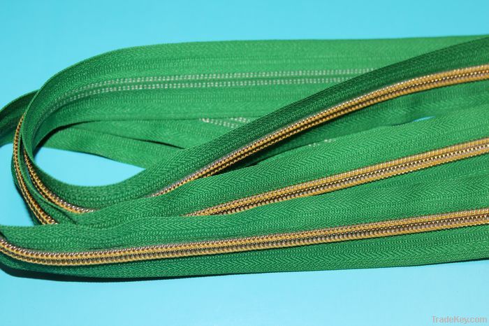#5  nylon  long chain zipper