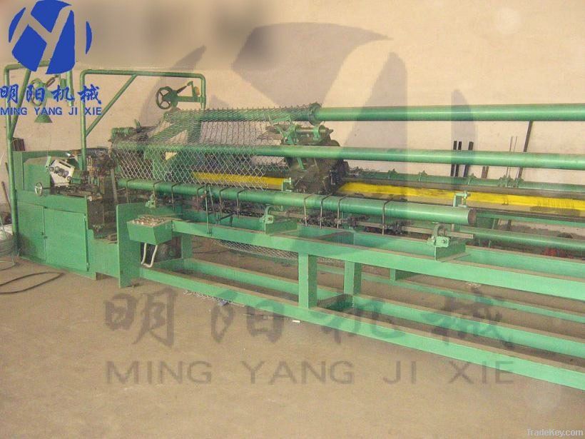 Automatic chain link fence machine