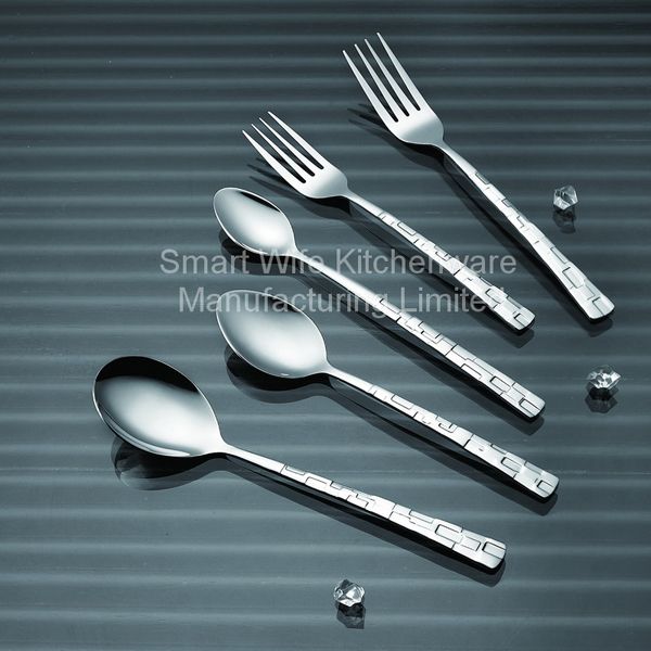 Food grade certificated dinner set of spoon fork knife