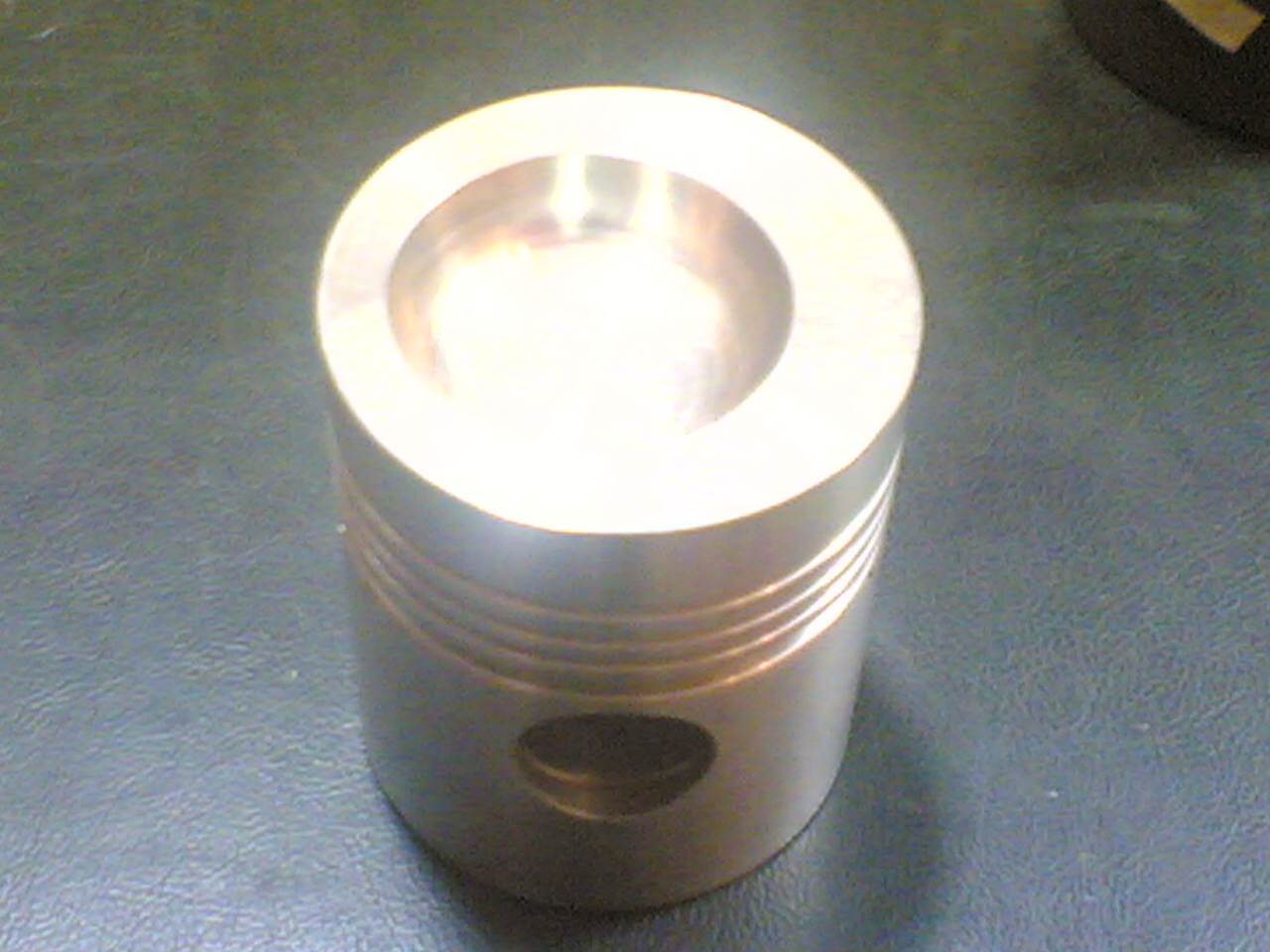 Pistons, Piston Rings, Piston Pins, Liners