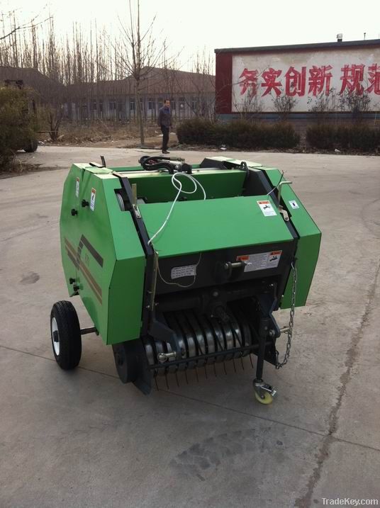 Mini round hay baler