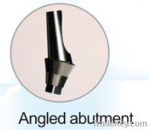 Angled abutment for implant