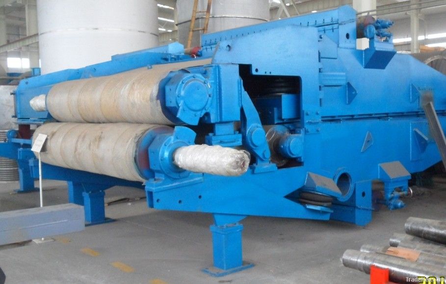 Waste paper recycling machine