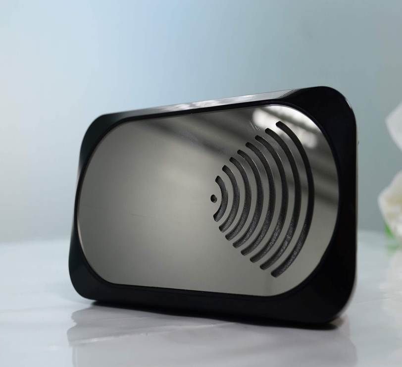 Portable multi-function mini speaker